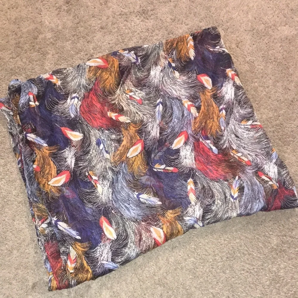 Feather Design Shear Infinity Scarf